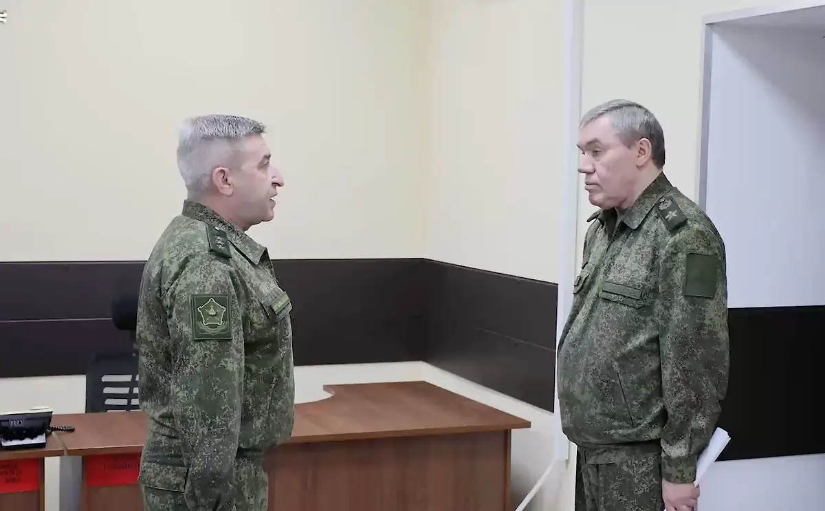 Валерий Герасимов на командном пункте группировка Запад 2026