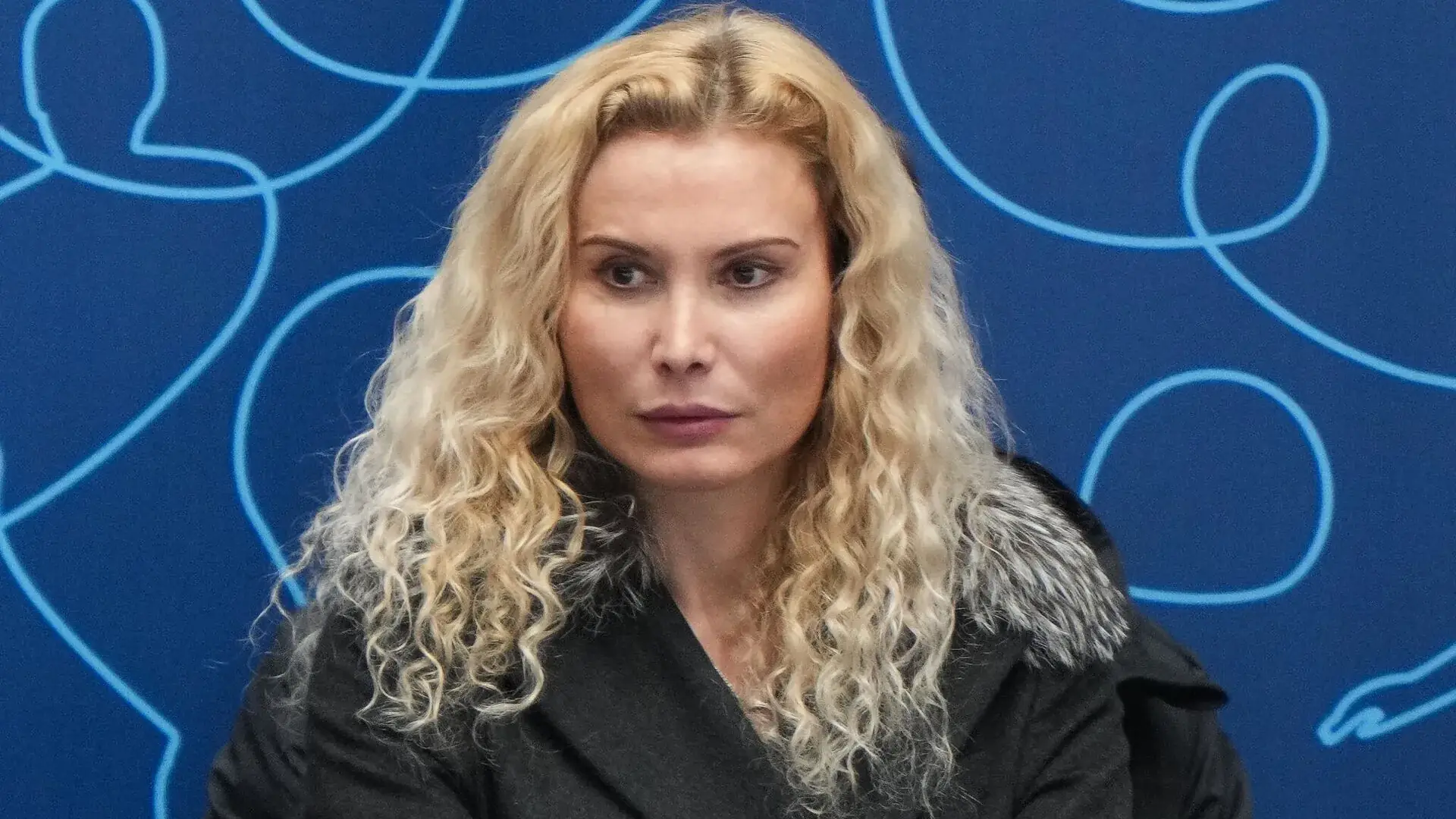Из «Хрустального» в ГИТИС: 19-летняя Петросян ушла от Тутберидзе после 6-го места на ОИ-2026, но карьеру завершать не пл