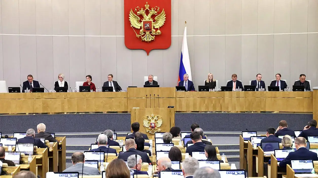 Госдума ограничит уклонистов за рубежом, а 22 июля Россию накроет магнитная буря с вероятностью 65%: главные новости, ко