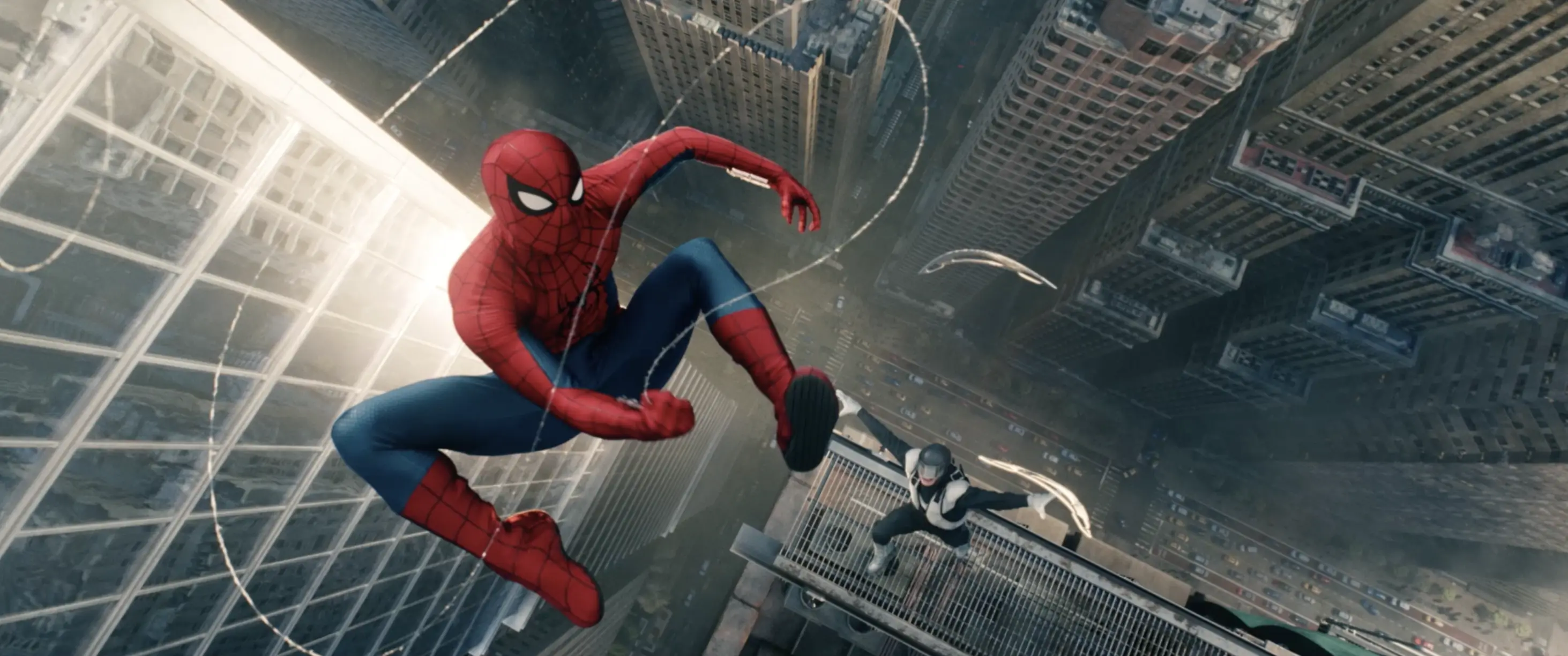 За 9 дней до премьеры: Marvel переснимает финал «Человека-паука» из-за «Судного дня», а новым наставником героя станет Б