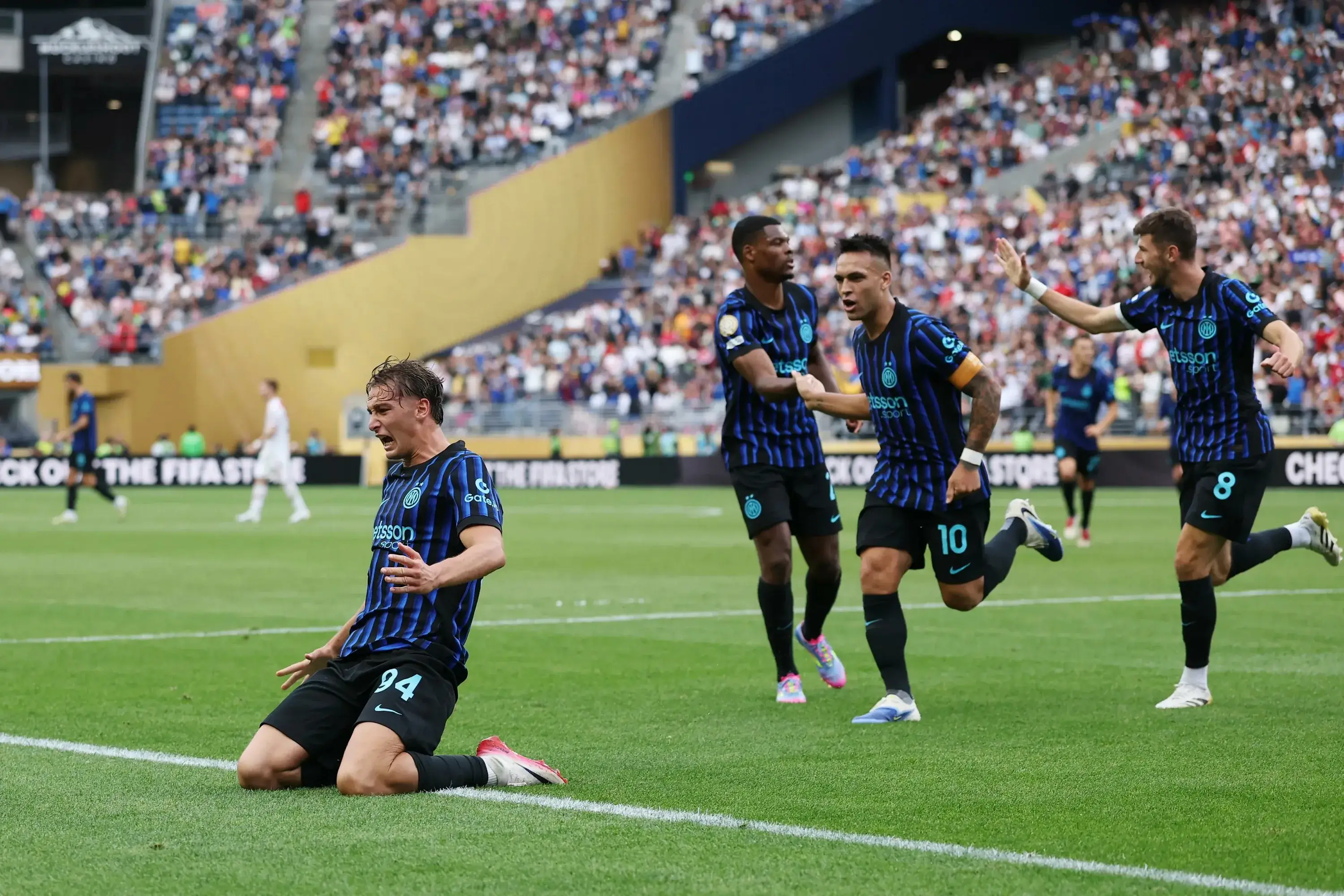 Inter Turku players celebration away goal