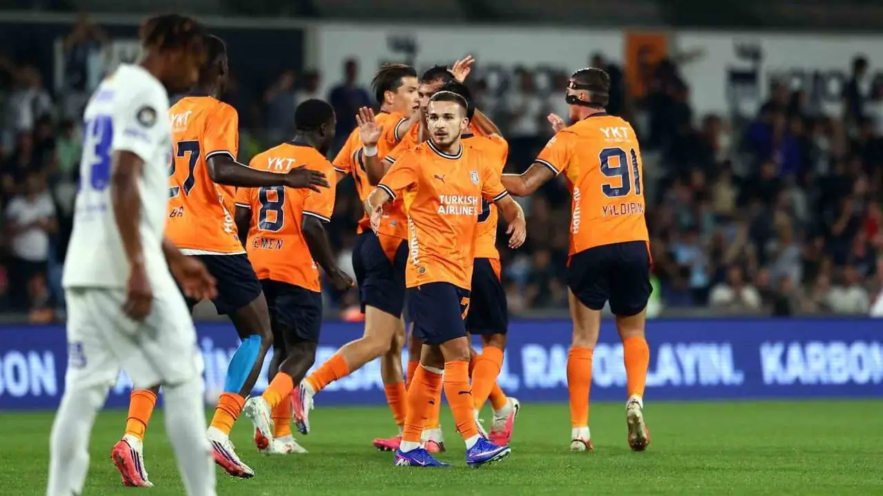 Emin Bayram Başakşehir goal celebration