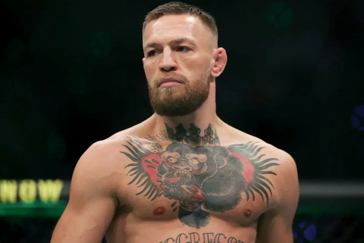 Conor McGregor knee injury UFC 329 Dana White reaction