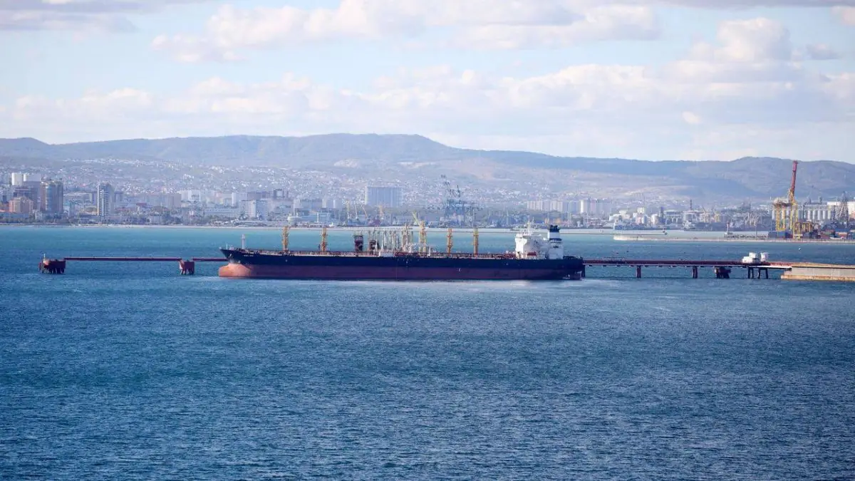 22 эвакуированных в Новороссийске и разлив «Лукойла» в Перми: почему с 1 сентября у нефтяников есть ровно 30 минут на ре